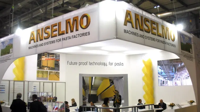 Stand Anselmo con grafiche per fabbriche di pasta